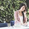 HR employee conducting a phone interview - HR translation